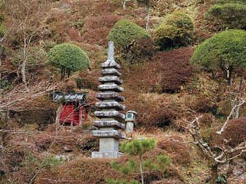 石造多層塔1