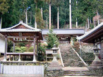 鞆淵八幡神社本殿1