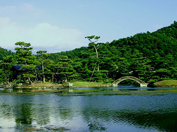 養翠園