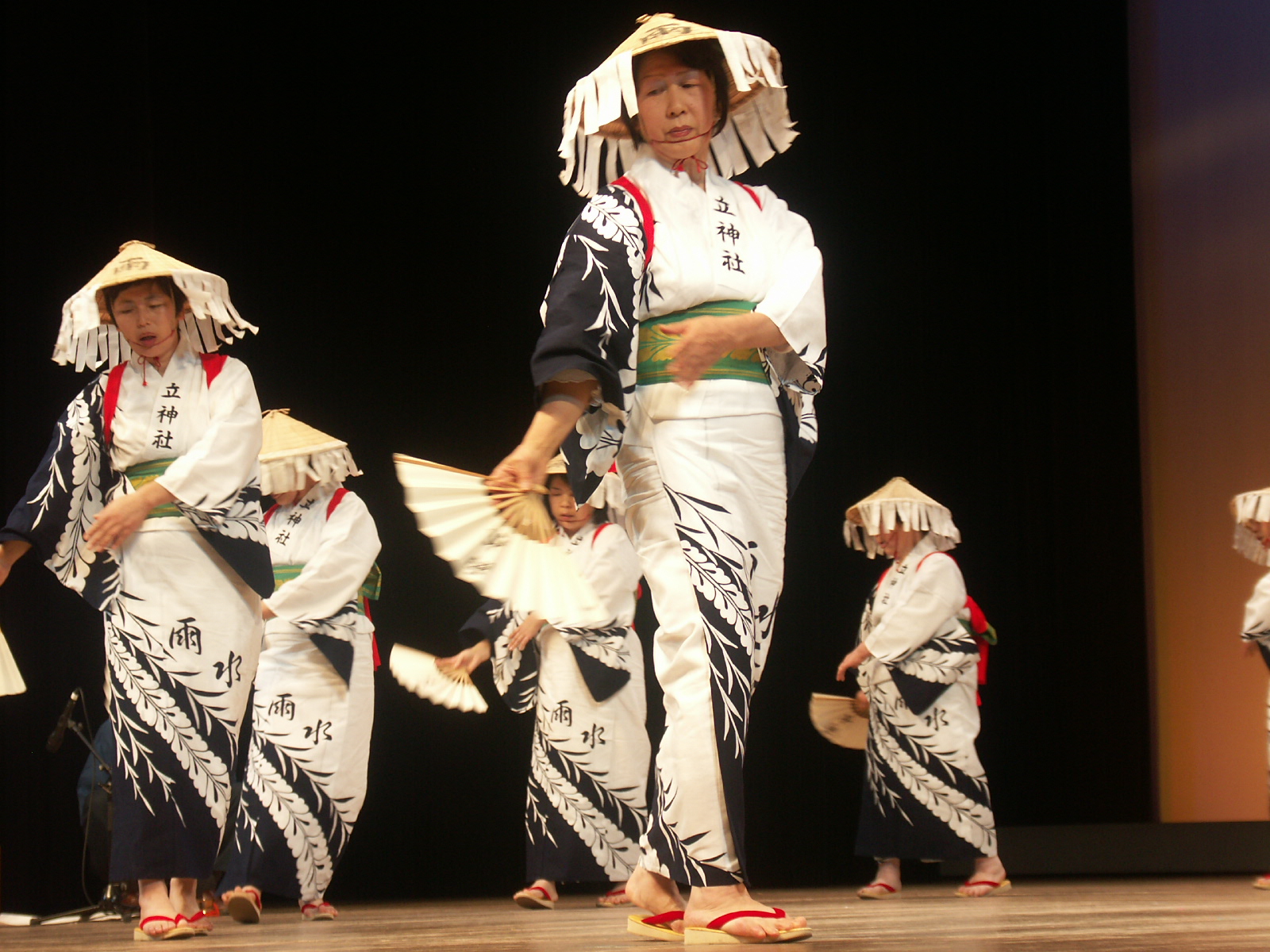 立神の雨乞踊り