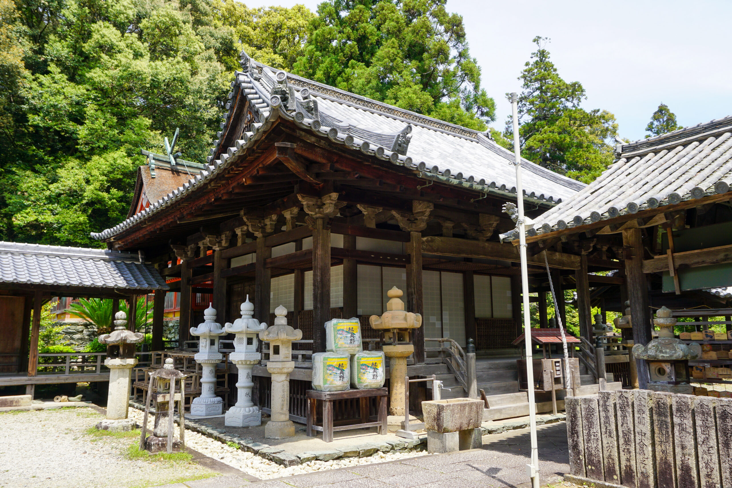 野上八幡宮拝殿1