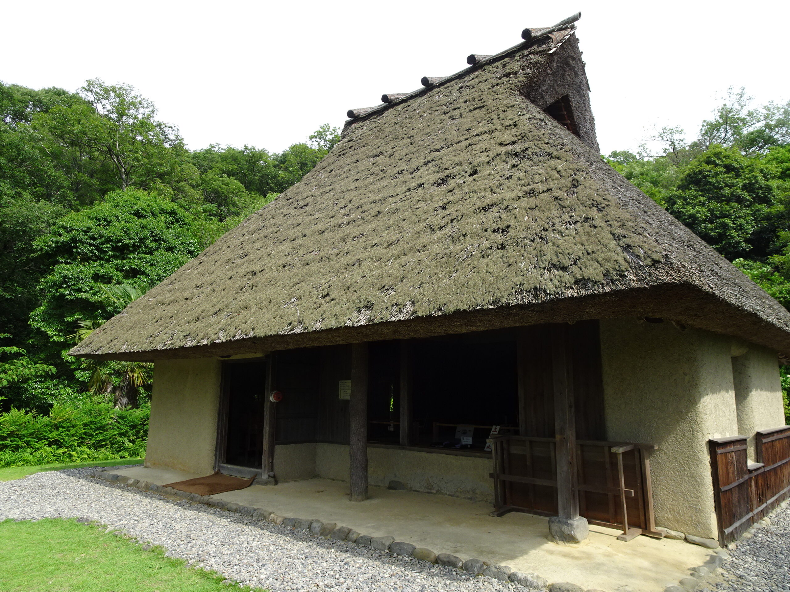 旧谷村まつ氏住宅1