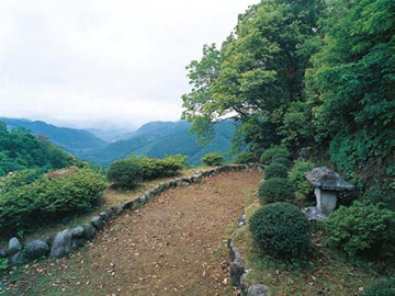 伏拝王子跡（熊野参詣道 中辺路）