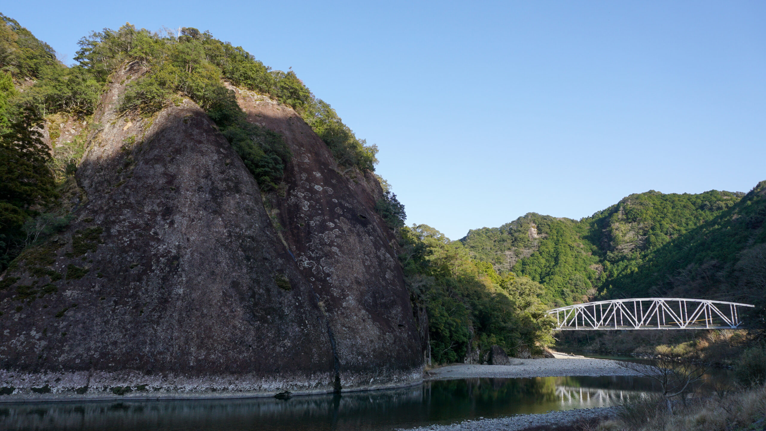 古座川の一枚岩2