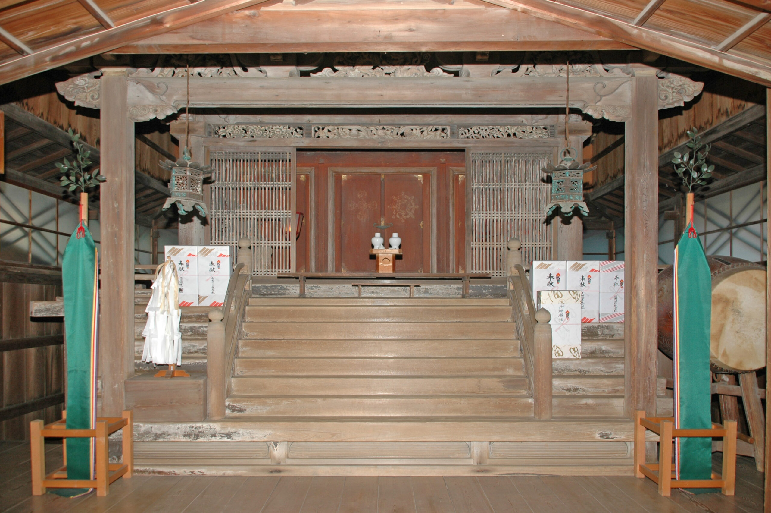 加太春日神社本殿3