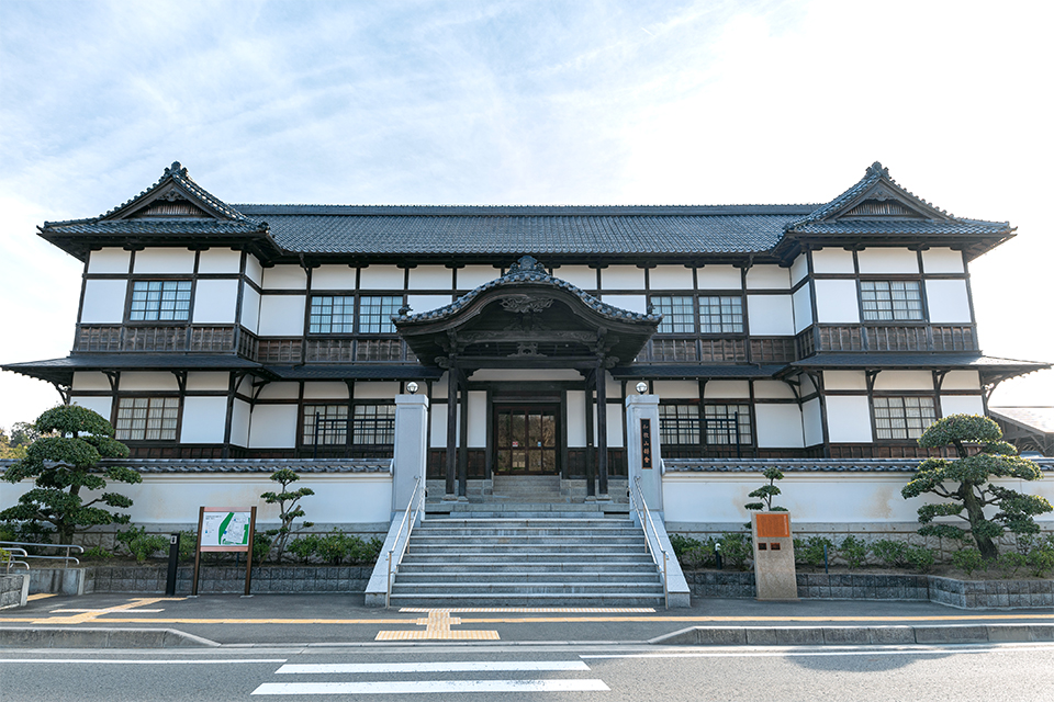 旧和歌山県会議事堂1